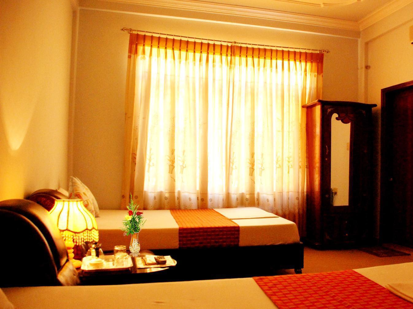Phong Nha Hotel Hué Extérieur photo