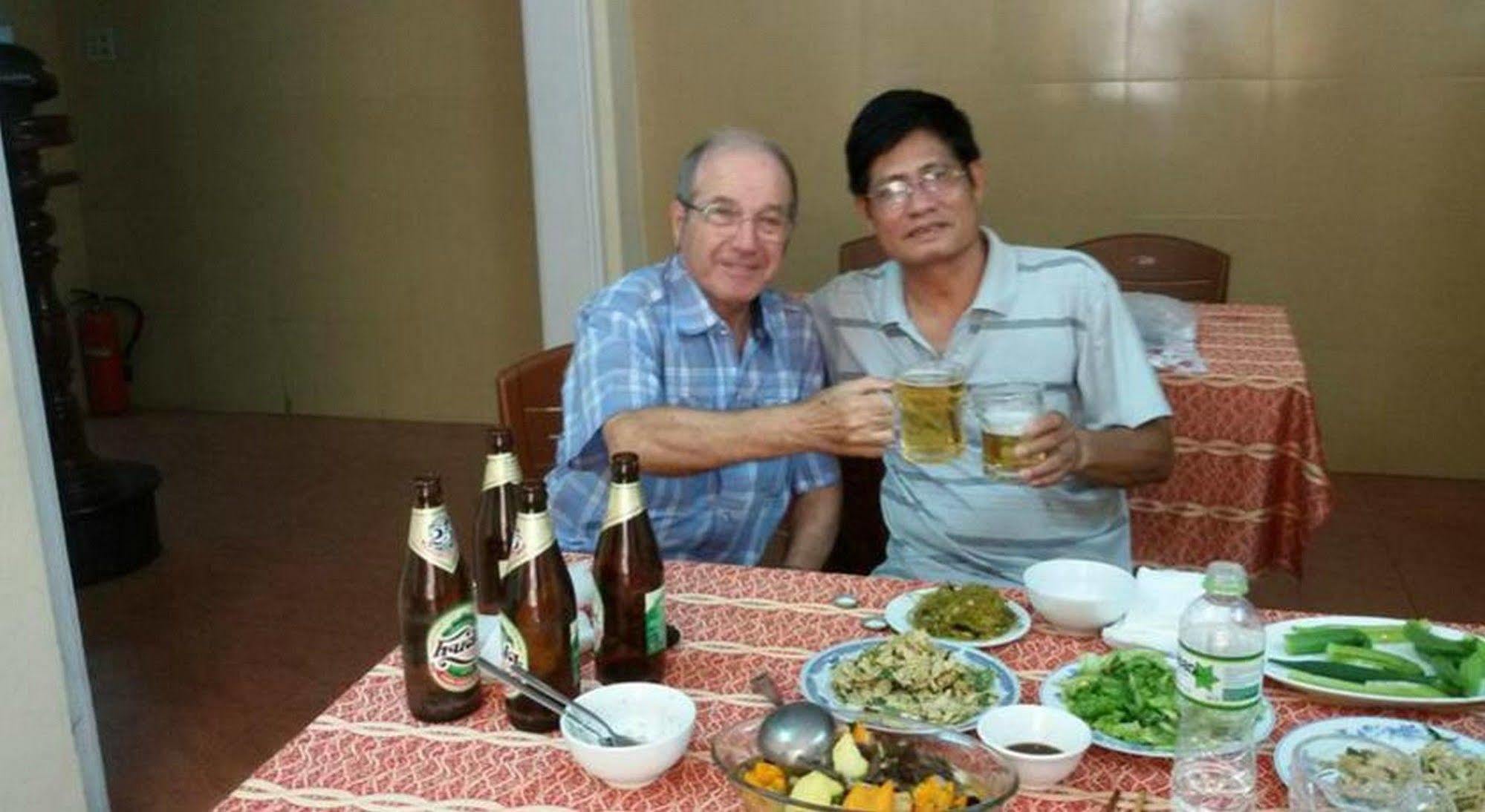 Phong Nha Hotel Hué Extérieur photo